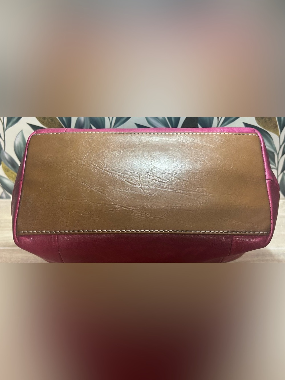Tignanello Magenta Leather Shoulder Bag - Picture 8 of 10